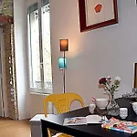 Le Jaures, D'exception
